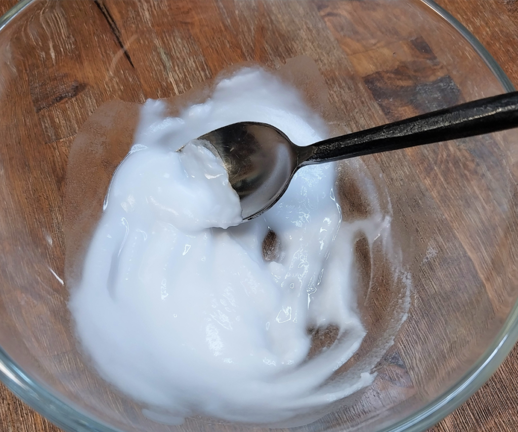 How To Make Baking Soda Paste and Ways To Use It Homemaking For God